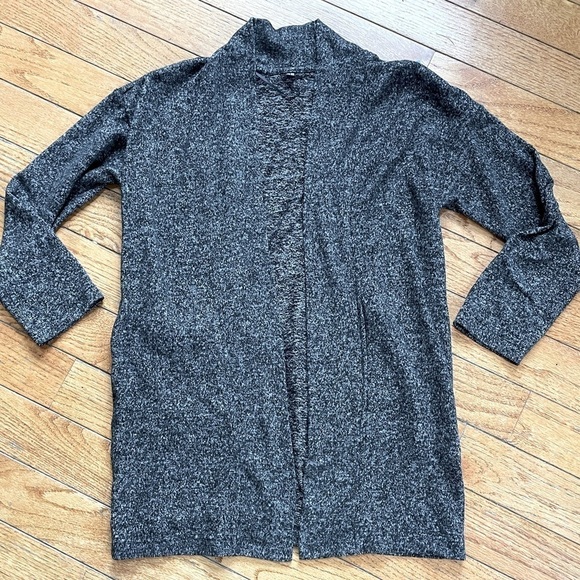 Uniqlo Tops - 𝅺uniqlo Open Front Gray Cardigan Size XS